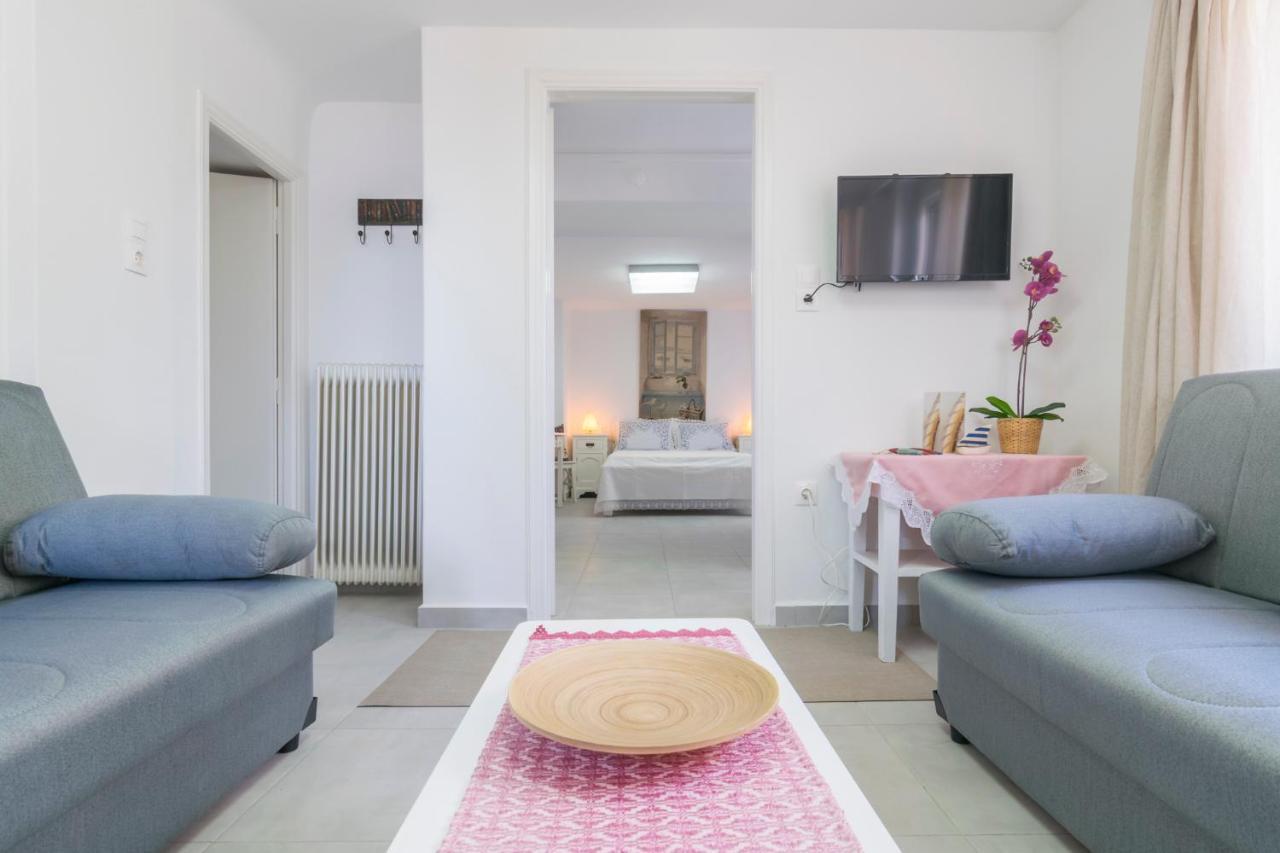 Kourita Garden Apartment With Sea View Near To The Port Of Milos Adamantas  Esterno foto