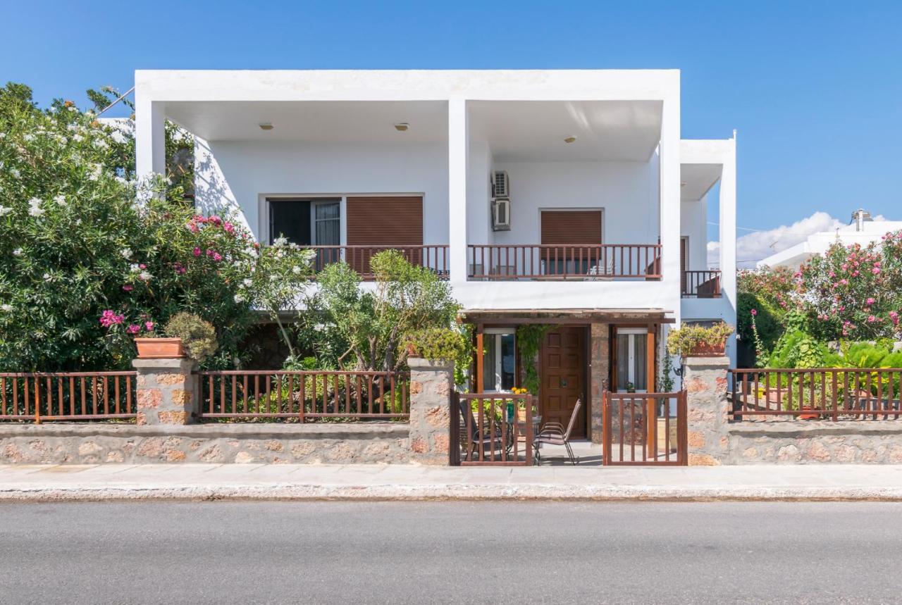 Kourita Garden Apartment With Sea View Near To The Port Of Milos Adamantas  Esterno foto